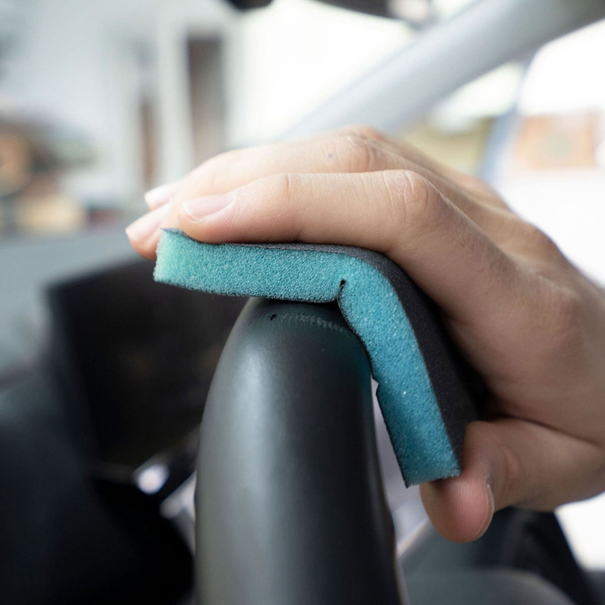 Leather Steering Wheel Kit (Black)